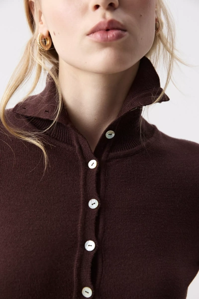 Платье мини с воротником-стойкой (Шоколадный) (M) 