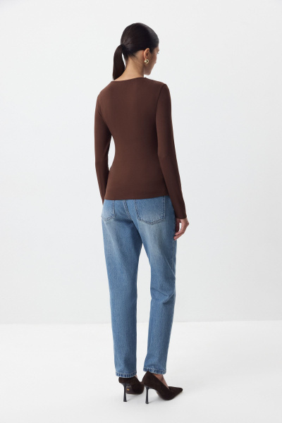 Лонгслив с драпированной деталью на груди (коричневый) (XS) 