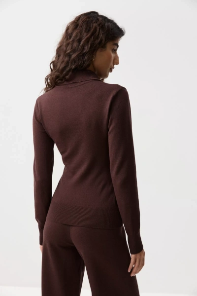 Джемпер с воротником-стойкой (Шоколадный) (M) 