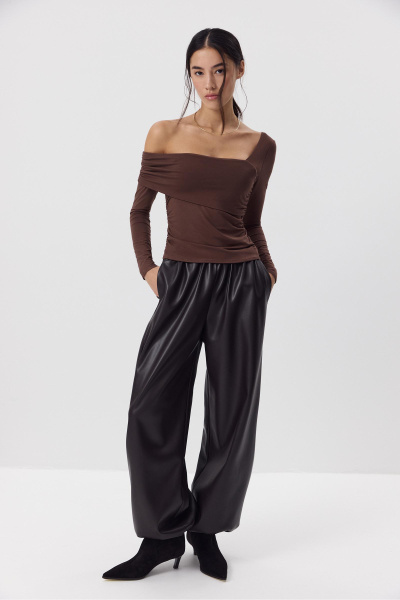 Лонгслив со спущенным плечом  (Шоколадный) (M) 