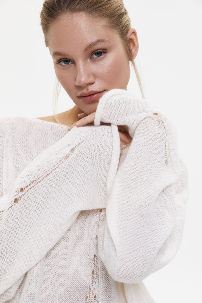 Джемпер оверсайз с гранжевым эффектом (молочный) (M/L) 