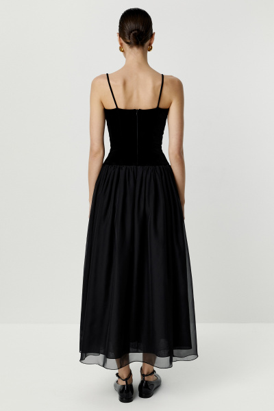 Платье на бретелях из бархата (черный) (M) 