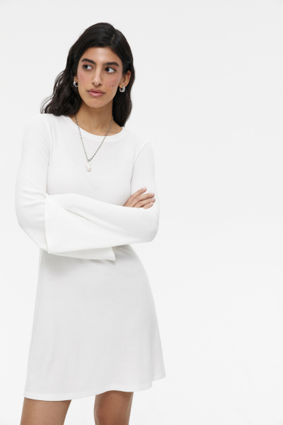 Платье мини из мягкого трикотажа (S, молочный)