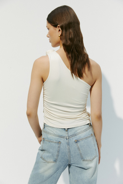 Топ трикотажный с розами (M, молочный)