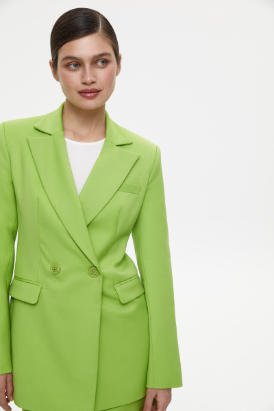 Пиджак приталенный двубортный (L, яблочный) 2871