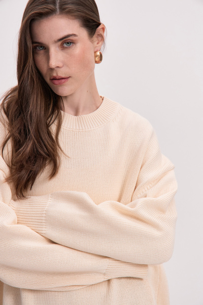 Джемпер базовый с круглой горловиной (бежевый) (M/L) 