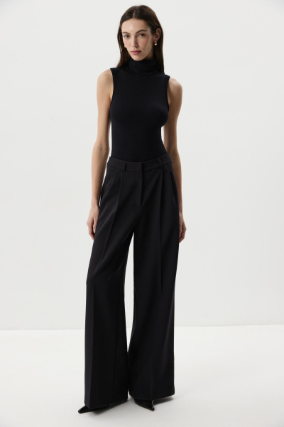 Боди  с воротником-стойкой (Черный) (M) 