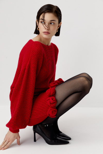 Юбка мини вязаная с декоративными розами (красный) (M/L) 