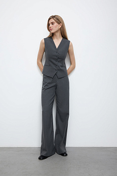 Жилет классический из костюмной ткани