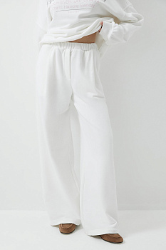 Брюки широкие из футера (белый)