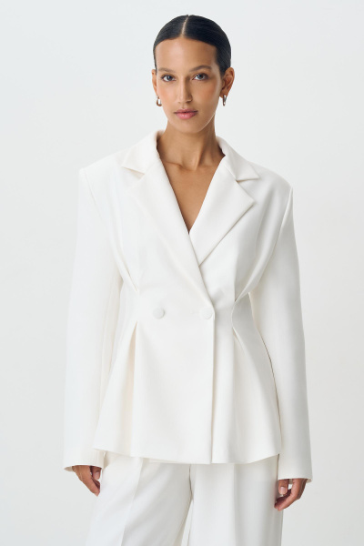 Жакет с защипами (молочный) (M) 