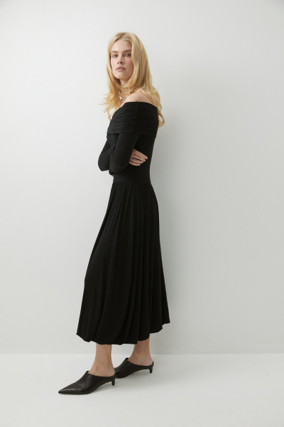 Платье баллон с драппировкой на плечах (черный) (XS) 