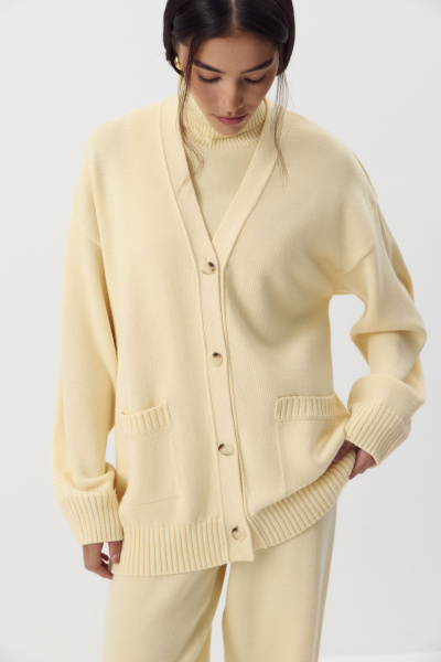 Кардиган с округлыми рукавами с шерстью (ванильный) (M/L) 