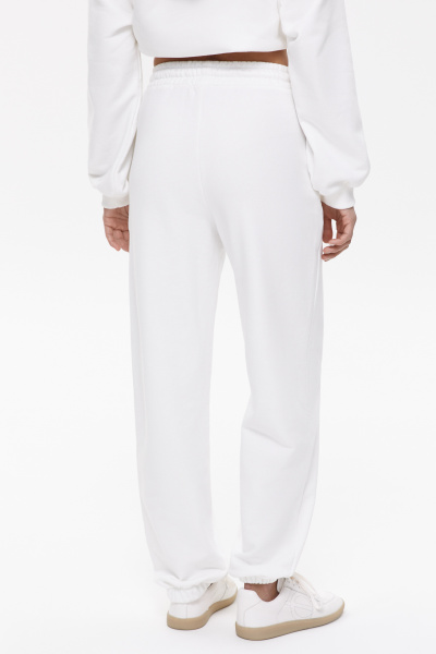 Джоггеры из футера с вышивкой (L, молочный) 2207