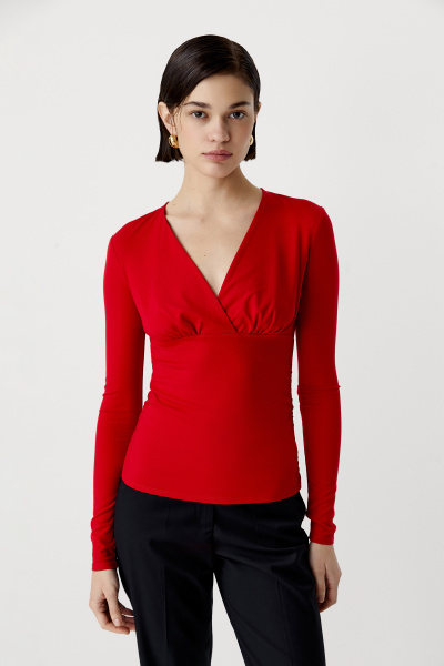 Лонгслив с V - вырезом (красный) (XS)
