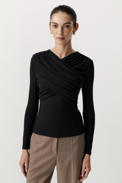 Лонгслив с драпированной деталью на груди (черный) (XS)