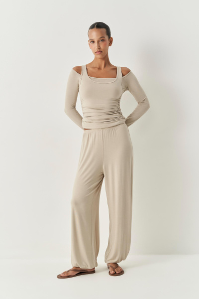 Джоггеры из вискозы (бежевый) (M/L) 