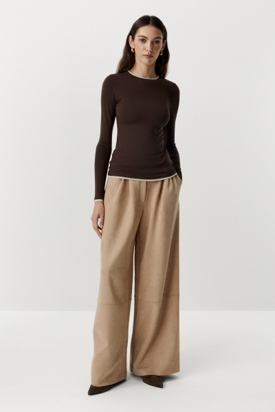 Лонгслив с контрастной отделкой (коричневый) (XS) 