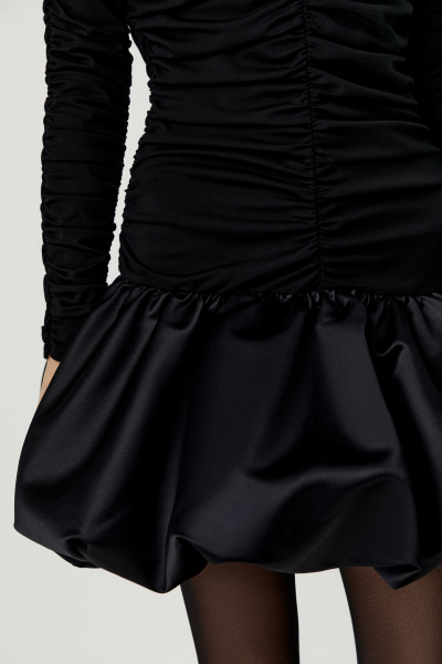 Платье с драпировкой и юбкой-баллон (черный) (XS) 