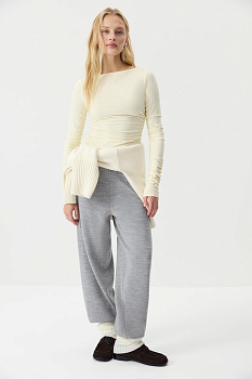Лонгслив с драпировкой (Сливочный)