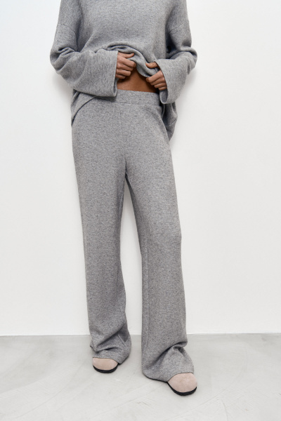 Брюки широкие из теплого трикотажа (XS/S, серый) 