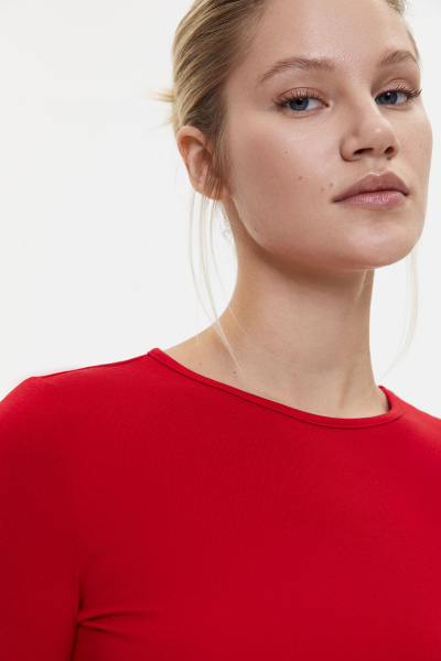 Лонгслив базовый из вискозы (алый) (XS)