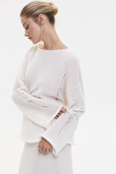 Джемпер оверсайз с гранжевым эффектом (молочный) (M/L) 