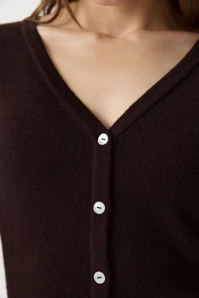 Платье приталенного силуэта с пуговицами (Шоколадный) (M) 