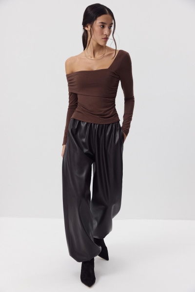 Лонгслив со спущенным плечом  (Шоколадный) (M) 