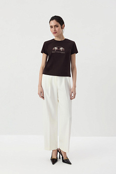 Футболка Fitted с принтом (Шоколадный)