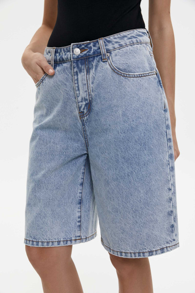 Шорты джинсовые удлиненные/Denim shorts (26/XS, светло-голубой/light blue) 2869