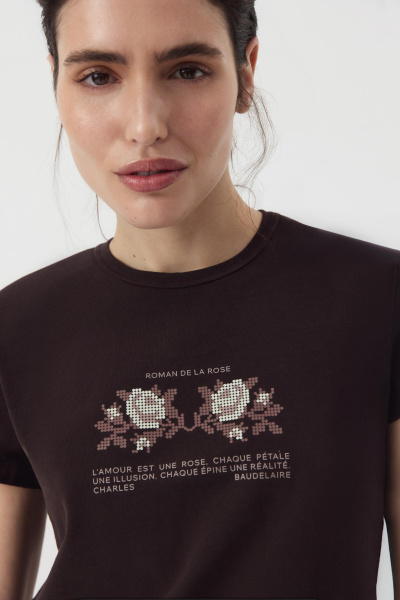 Футболка Fitted с принтом (Шоколадный) (S) 