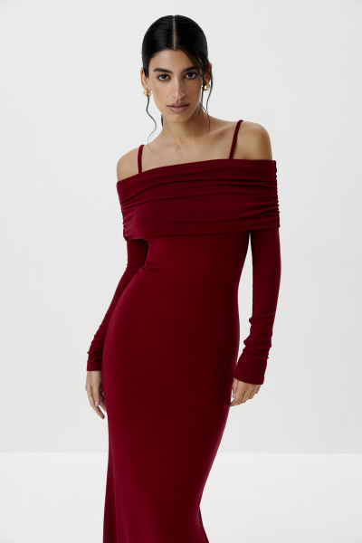Платье с драпировкой на плечах (винный) (XS)