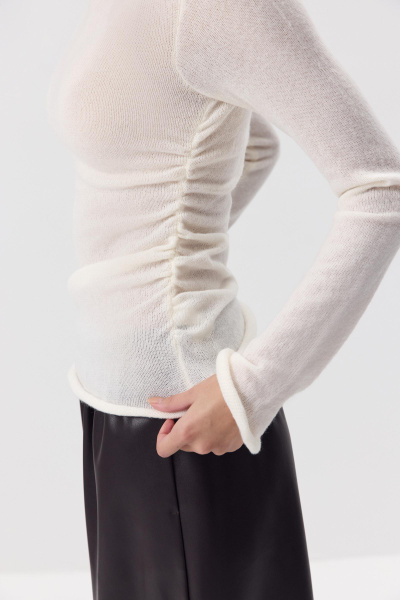 Лонгслив вязанный со сборкой (Молочный) (M) 