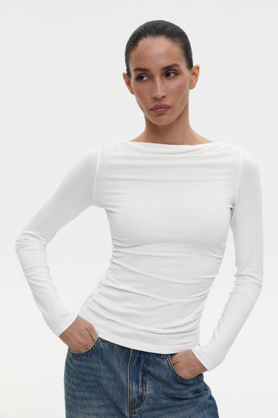 Лонгслив со сборкой из вискозы (молочный) (M)