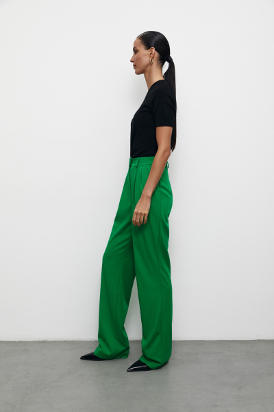 Брюки широкие с защипами (травяной) (L) 