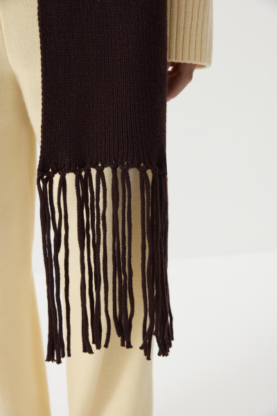 Шарф из шерсти мериноса с бахромой (Шоколадный) (one size) 