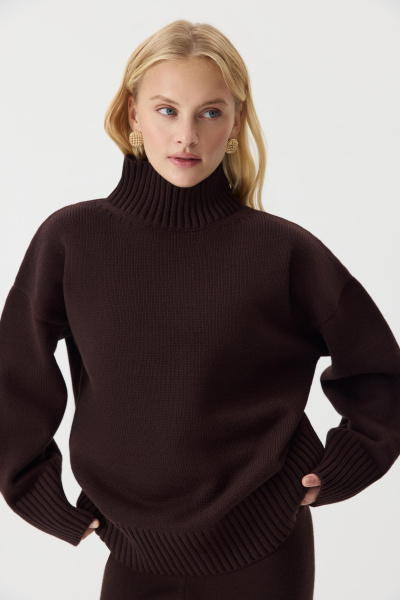 Свитер со стойкой из шерсти мериноса  (Шоколадный) (one size) 