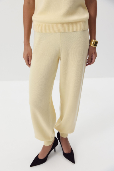 Брюки - джоггеры вязаные с шерстью (ванильный) (M) 