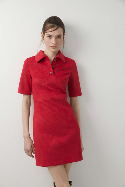 Платье из замши с воротником поло (красный) (XS)