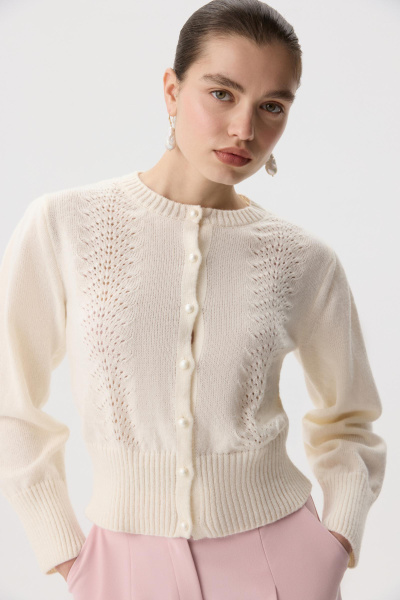 Кардиган с декоративным узором (молочный) (M) 