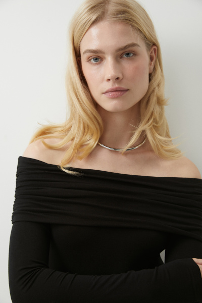 Платье баллон с драппировкой на плечах (черный) (XS) 