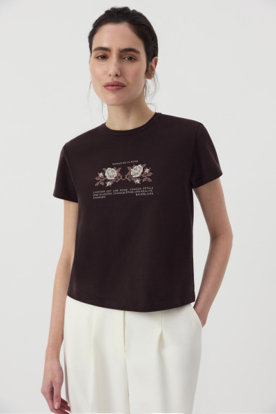 Футболка Fitted с принтом (Шоколадный) (S) 