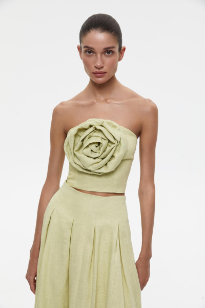 Топ с декоративным цветком изо льна (S, яблочный) 2871