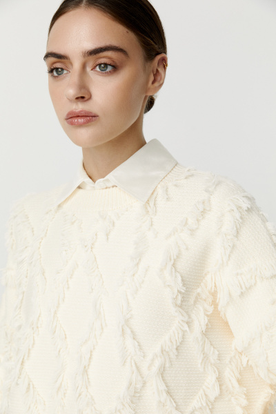 Джемпер с орнаментом из бахромы (молочный) (M/L)