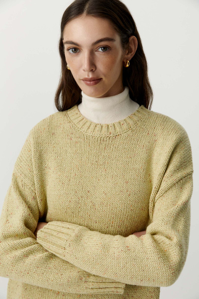 Джемпер вязаный из твидовой пряжи с шерстью (оливковый) (XS/S) 