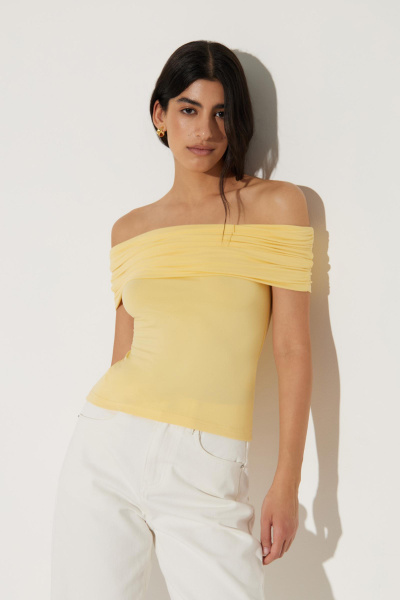 Топ со сборкой и спущенным плечом (M, лимонный) 2174
