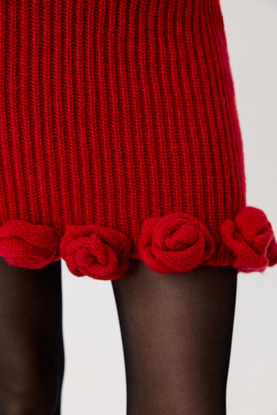 Юбка мини вязаная с декоративными розами (красный) (M/L) 