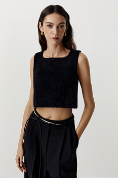 Жилет из пушистой пряжи (черный)