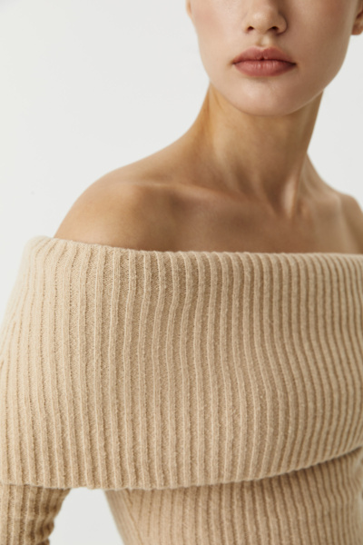 Джемпер с открытыми плечами (светло-бежевый) (S) 
